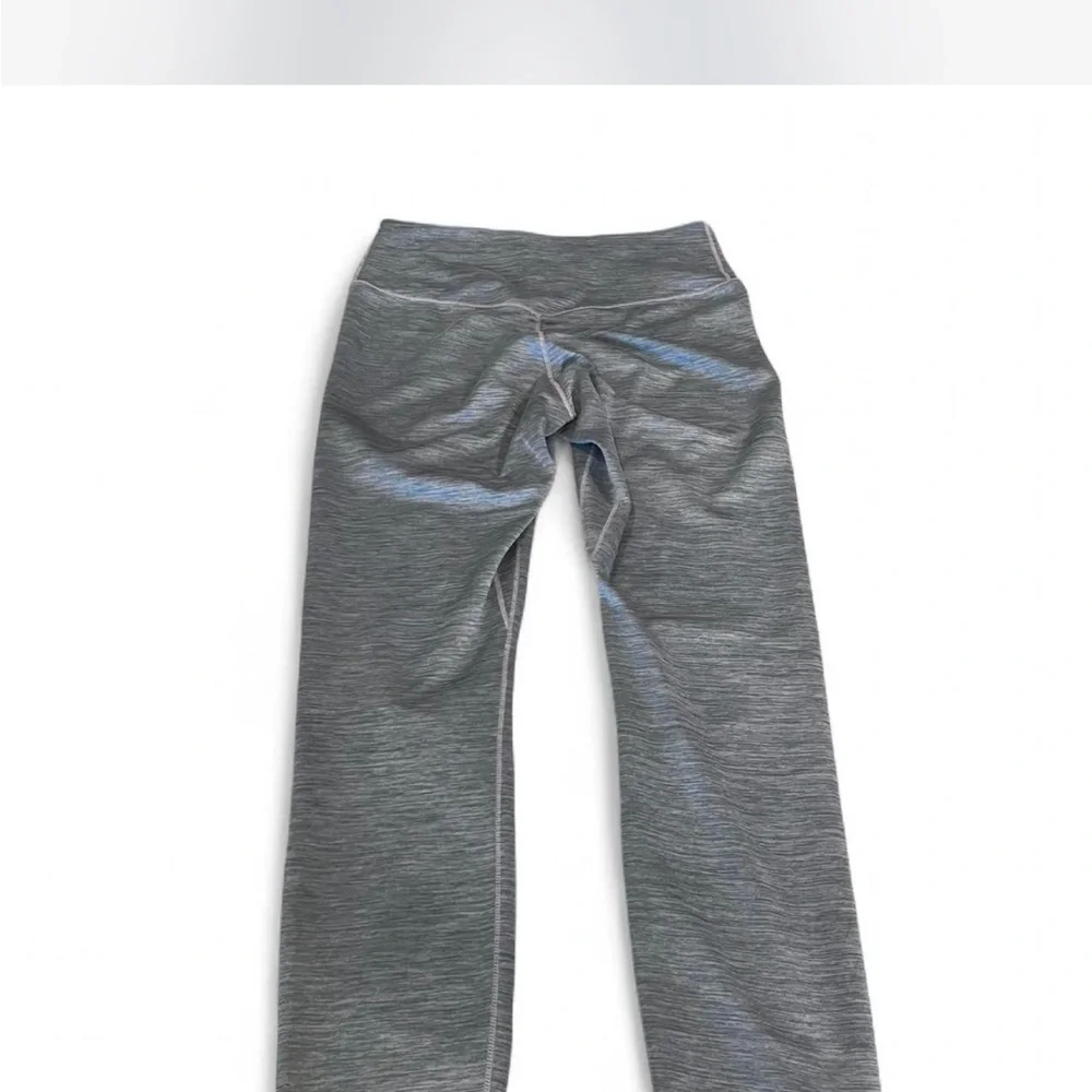 Nike women’s BLUE leggings in good condition size small